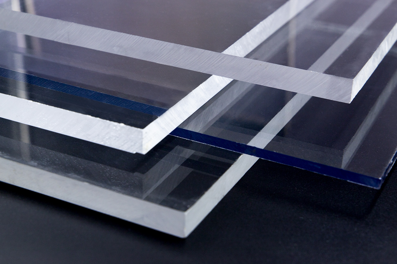 PLEKSİGLAS PLEKSİGLAS